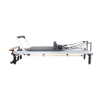 C8-Pro Pilates Reformer z przedłużeniami nóg